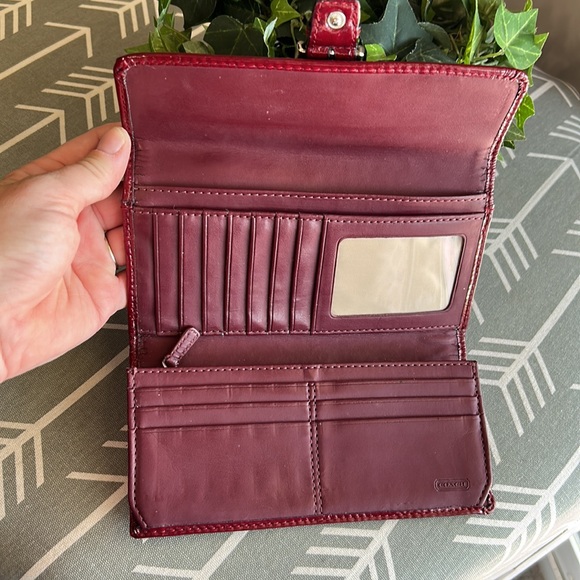 Coach Red Wallet - Picture 12 of 16